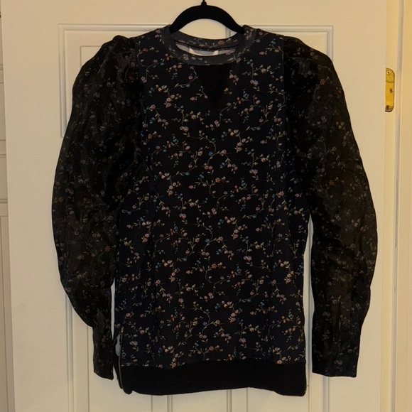 Selkie Floral Top with tulle sleeves